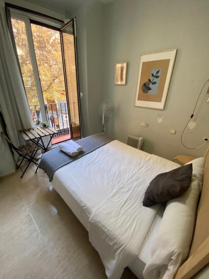 Center Madrid Habitaciones Екстер'єр фото